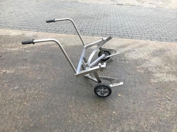 Afbeeldingen van Kantelkar voor spoelinstallatie