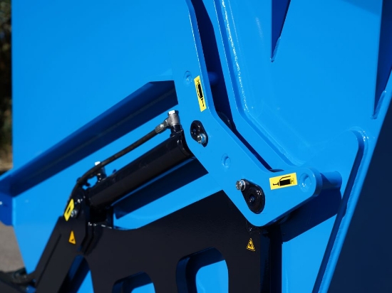 Afbeeldingen van Hydraulische Kantelcontainer 2500 Liter