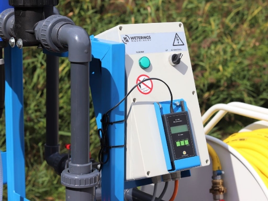 Afbeeldingen van WCR Slanghaspel 335mm Ø3/4" (Dosatron D8RE2+BP & EC Meter)(Opvoerpomp)