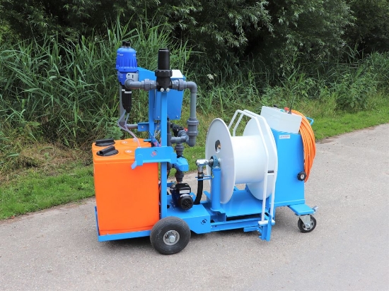 Afbeeldingen van WCR Slanghaspel 335mm Ø1" (Dubbele Dosatron D3RE2+BP)(Opvoerpomp type 2)