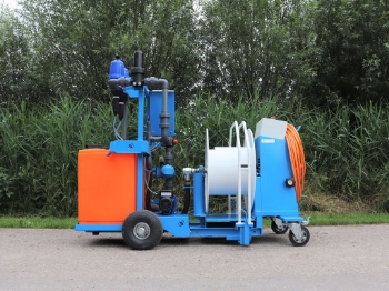 Afbeeldingen van WCR Slanghaspel 335mm Ø1" (Dubbele Dosatron D3RE2+BP)(Opvoerpomp type 2)