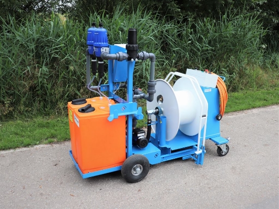 Afbeeldingen van WCR Slanghaspel 335mm Ø1" (Dubbele Dosatron D3RE2+BP)(Opvoerpomp type 2)