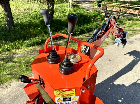 Afbeeldingen van Knegt 304G2 Tractor