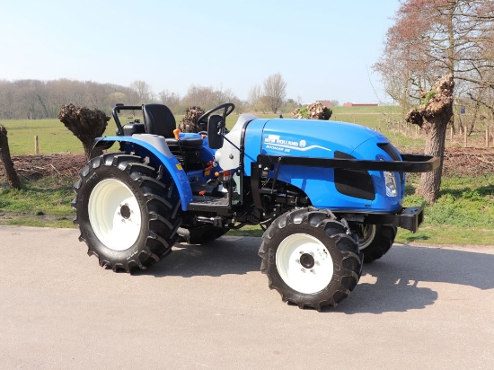 Afbeeldingen van New-Holland Boomer 55 Tractor