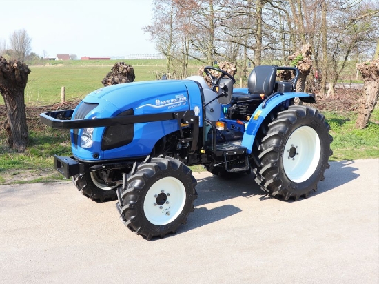 Afbeeldingen van New-Holland Boomer 55 Tractor