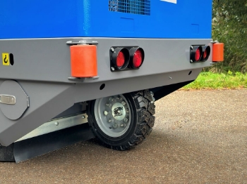 Afbeeldingen van Fiorentini 120E Veegmachine s/n 11188