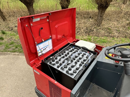 Afbeeldingen van Fiorentini 34 Veegmachine s/n 11940