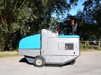 Afbeeldingen van Isal PB115E veegmachine s/n 12296