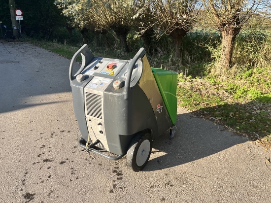 Afbeeldingen van Dibo HD-reiniger IBH-M 220 bar 22ltr