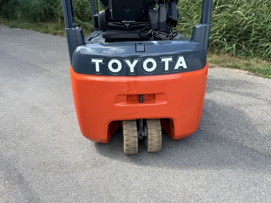Afbeeldingen van Toyota heftruck 8FBE16T (3 wiel) s/n 12904