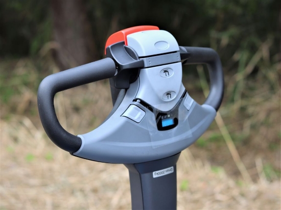 Afbeeldingen van Cesab P220 Elektro Handpallettruck