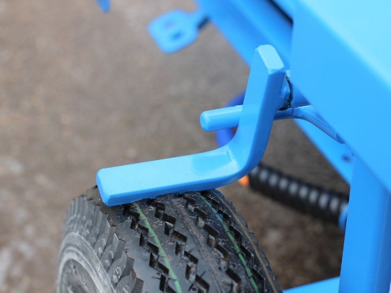 Afbeeldingen van Spuitwagen 600K - Plunjerpomp P63 42l/min~50bar - WCR (Draaibaar)