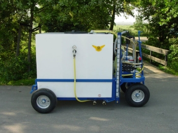 Afbeeldingen van Spuitwagen 1350L-50L Kuip - Plunjerpomp P63 42l/min~50bar
