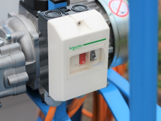 Picture of Spray Cart 300T - Plunger Pomp PM33 19l/min~50bar - Hand Reel 450mm (Swivable)