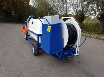 Afbeeldingen van Spuitwagen 600T - Plunjerpomp P63 42l/min~50bar - WCR Draaibaar