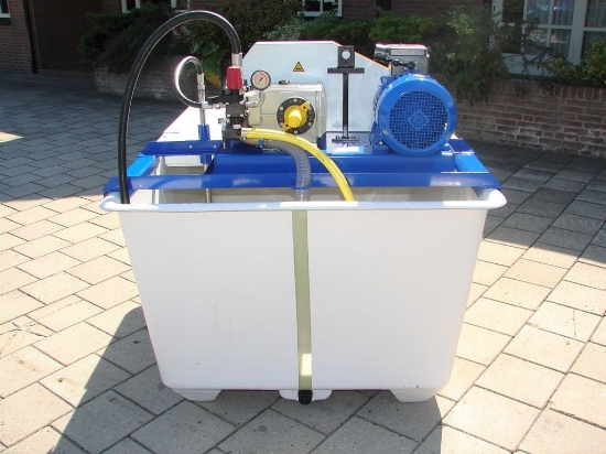 Afbeeldingen van Pompinstallatie 1500K - Plunjerpomp P93 70l/min~50bar