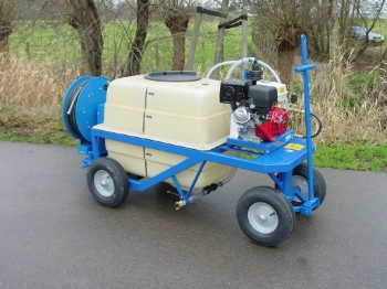 Afbeeldingen van Spuitwagen 400T - Honda + WS102 21 l/min~100bar - Veerhaspel Draaibaar