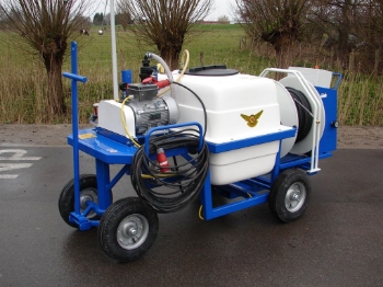Afbeeldingen van Spuitwagen 400T DW - Plunjerpomp WS102 21 l/min~55bar - WCR Draaibaar