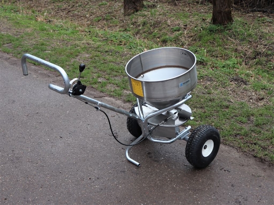 Picture of Gamberini F80 Fertilizer Speader (Manually Operated)