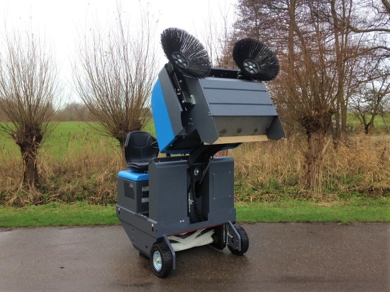 Afbeeldingen van Isal PB115 Veegmachine