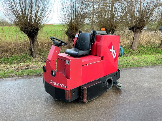 Afbeeldingen van Schrobmachine Factory Cat XR 40-D