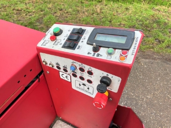 Afbeeldingen van Schrobmachine Factory Cat XR 40-D