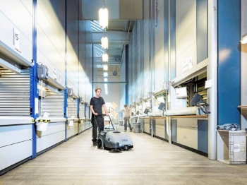 Picture of Nilfisk SW750 Sweeper
