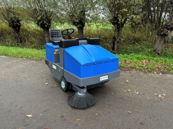 Afbeeldingen van Fiorentini 115E Veegmachine