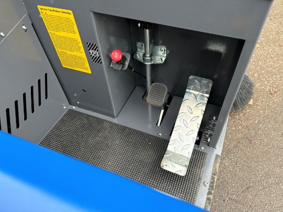 Afbeeldingen van Fiorentini 115E Veegmachine