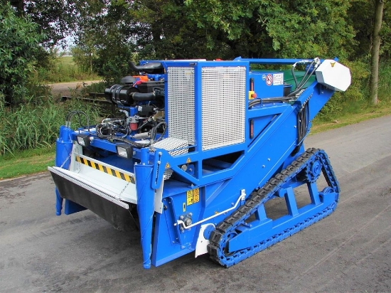 Picture of Caterpillar Shredder with Container (amaryllis)