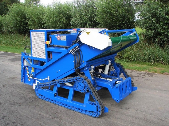 Picture of Caterpillar Shredder with Container (amaryllis)