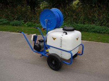 Afbeeldingen van Spuitwagen 120T - Imovilli Hobby PM33 19l/min~50bar - Handhaspel