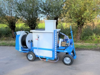 Afbeeldingen van Spuitwagen 600K - Plunjerpomp GM50 40l/min~50bar - WCR Draaibaar