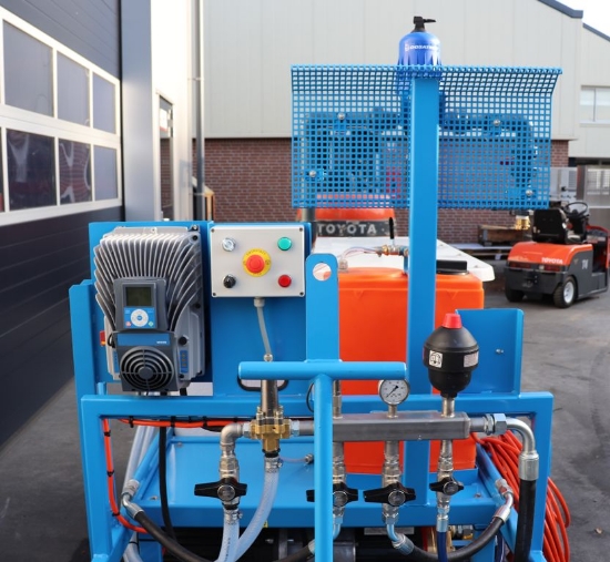 Afbeeldingen van Spuitwagen 1000K - Hydracell Pomp G25 50l/min~70bar
