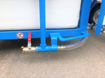 Afbeeldingen van Spuitwagen 600K+200T - Plunjerpomp P63 42l/min~50bar - WCR