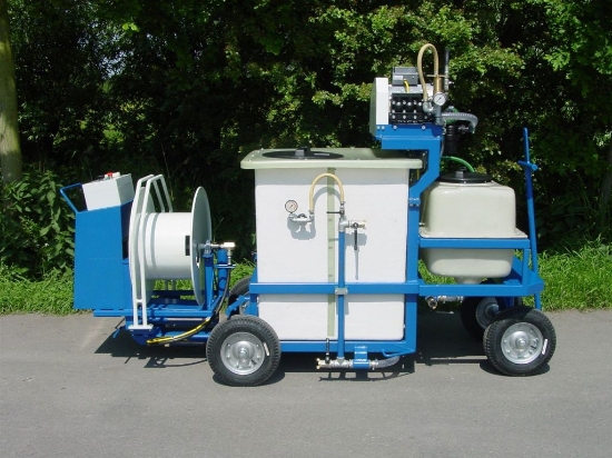 Afbeeldingen van Spuitwagen 600K-200T - Plunjerpomp P63 42l/min~50bar - WCR