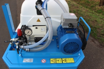 Afbeeldingen van Spuitwagen 1000T - Plunjerpomp P63 42l/min~50bar - Handhaspel 450mm