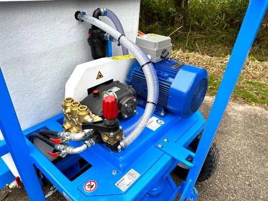 Afbeeldingen van Spuitwagen 1000K -Plunjerpomp GM5080 50l/min~80bar - 2x Handhaspel 600