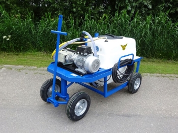 Afbeeldingen van Spuitwagen 400T - Plunjer Pomp P63 42l/min~50bar - Reductor