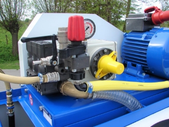 Afbeeldingen van Pompinstallatie 1000K - Plunjerpomp P93 54l/min~50bar