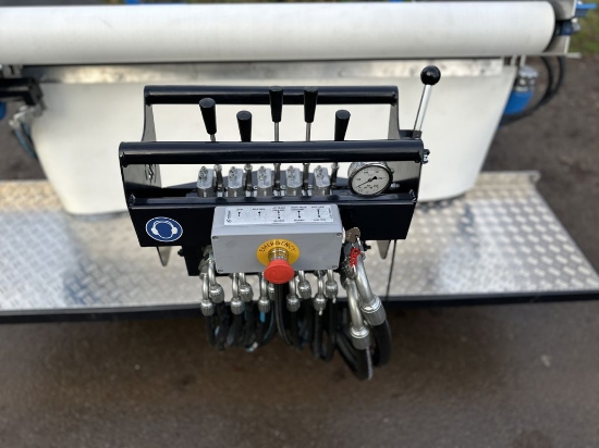 Picture of LC1300-1070 Harvester