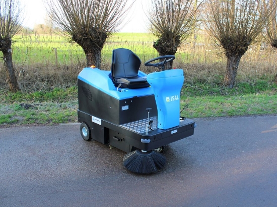 Afbeeldingen van Isal PB110E Veegmachine