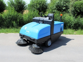 Afbeeldingen van Isal PB120 Veegmachine
